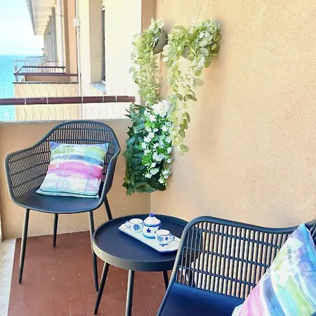 Apartment Paradise House *